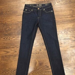 DL 1961 Angel Mid Rise Skinny Ankle Jean